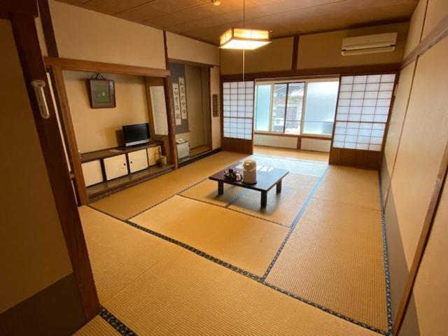 Tanakaya Ryokan Minobu Eksteriør billede