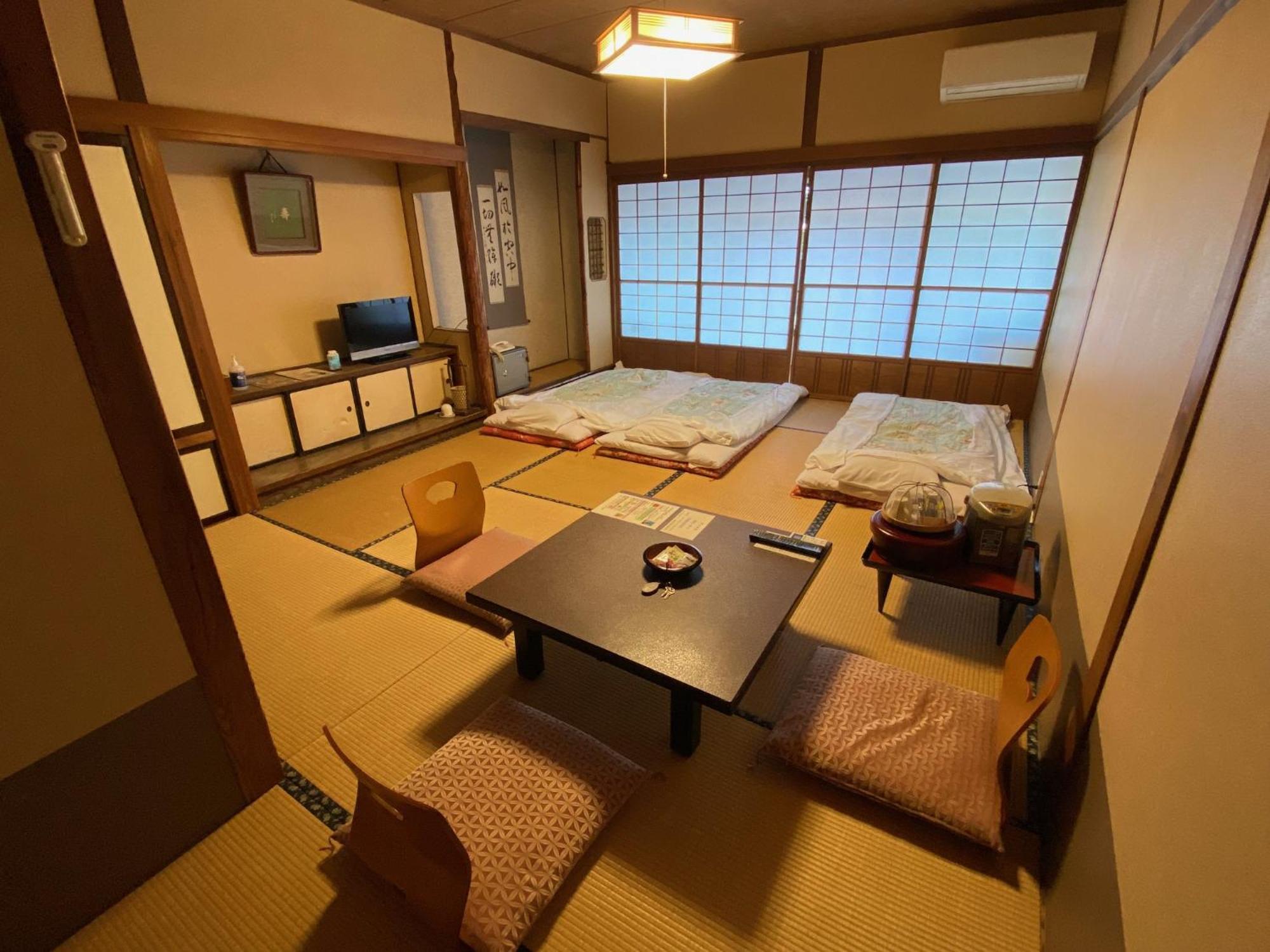 Tanakaya Ryokan Minobu Eksteriør billede